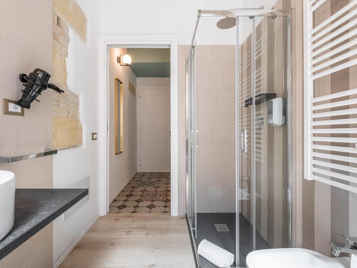 Orma Design Rooms - Historic Centre Cagliari Bagian luar foto