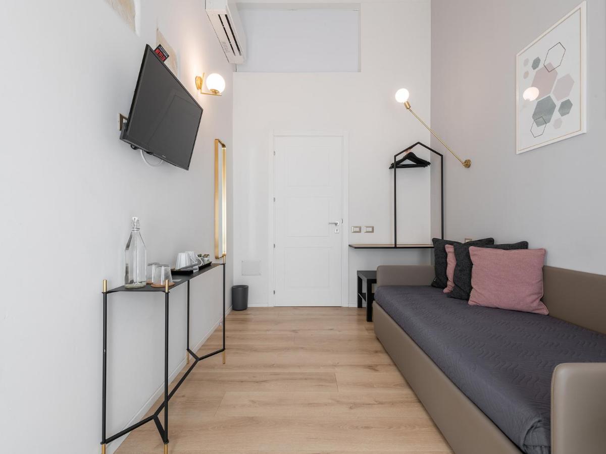 Orma Design Rooms - Historic Centre Cagliari Bagian luar foto