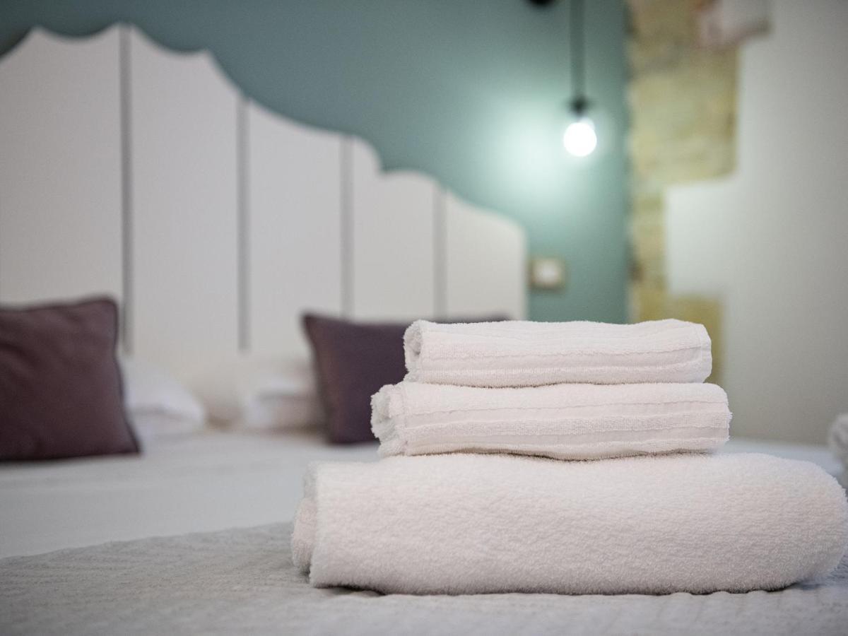 Orma Design Rooms - Historic Centre Cagliari Bagian luar foto