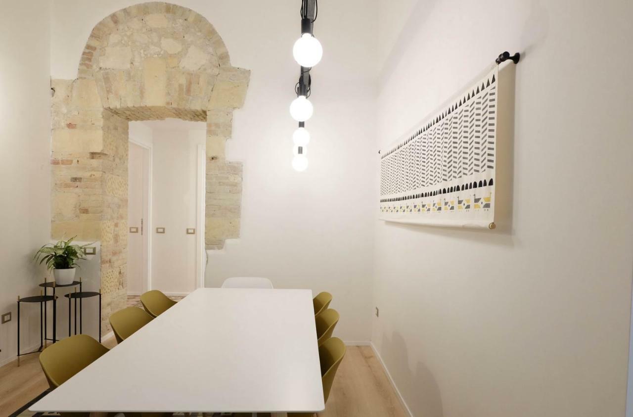 Orma Design Rooms - Historic Centre Cagliari Bagian luar foto
