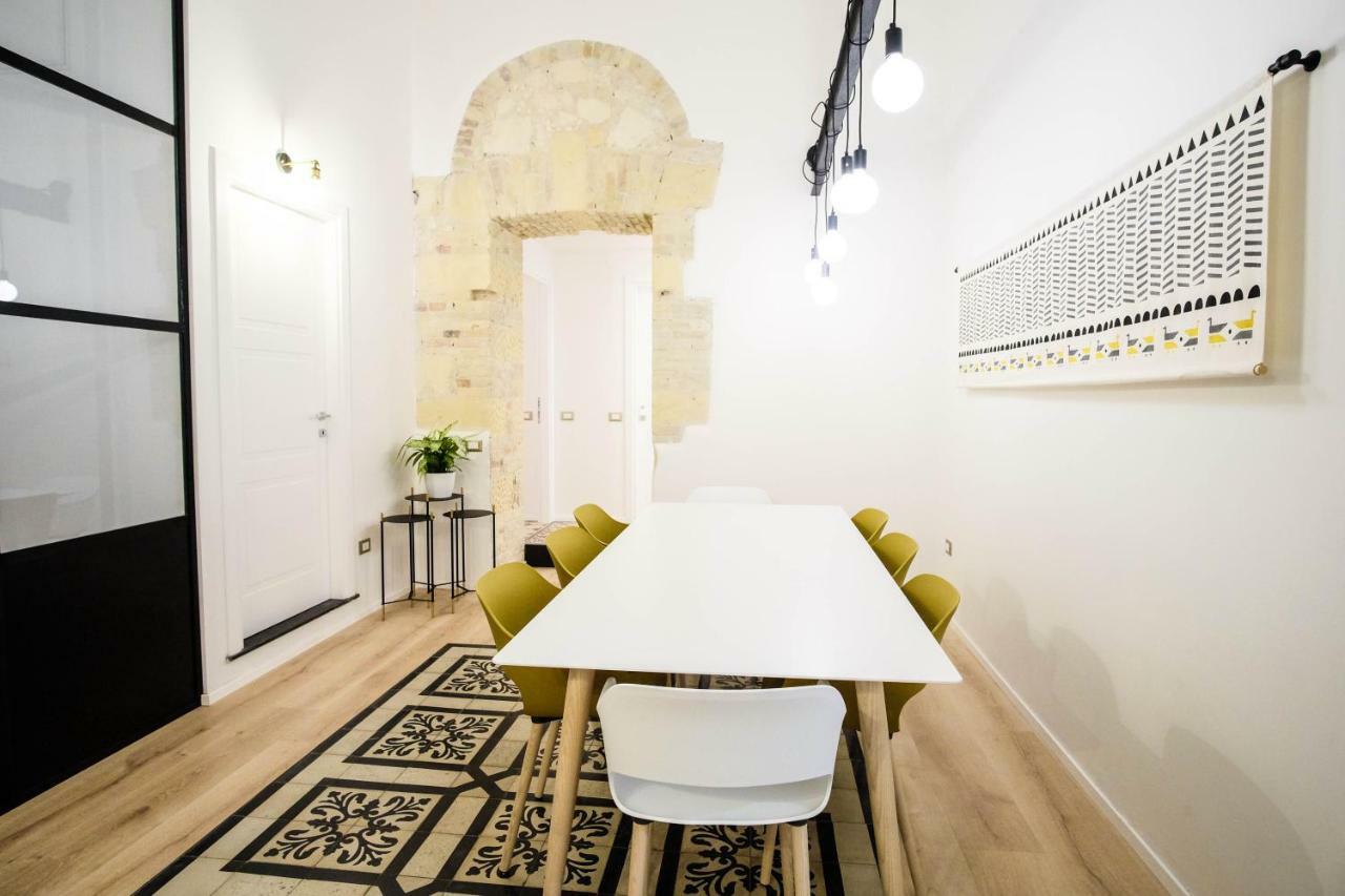 Orma Design Rooms - Historic Centre Cagliari Bagian luar foto